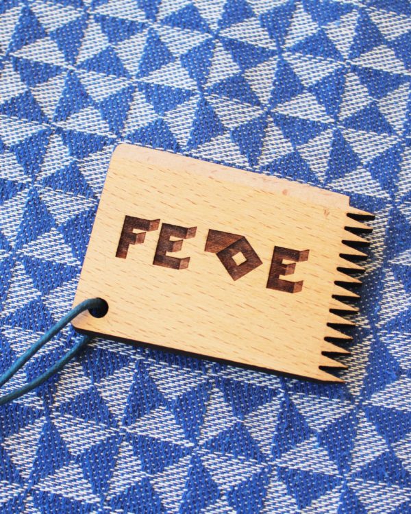 FEDE Wooden Surfboard Wax to keep your wax grippy and your feet on the board. It also take off your old wax. Made in Italy by Fede Surfbags.